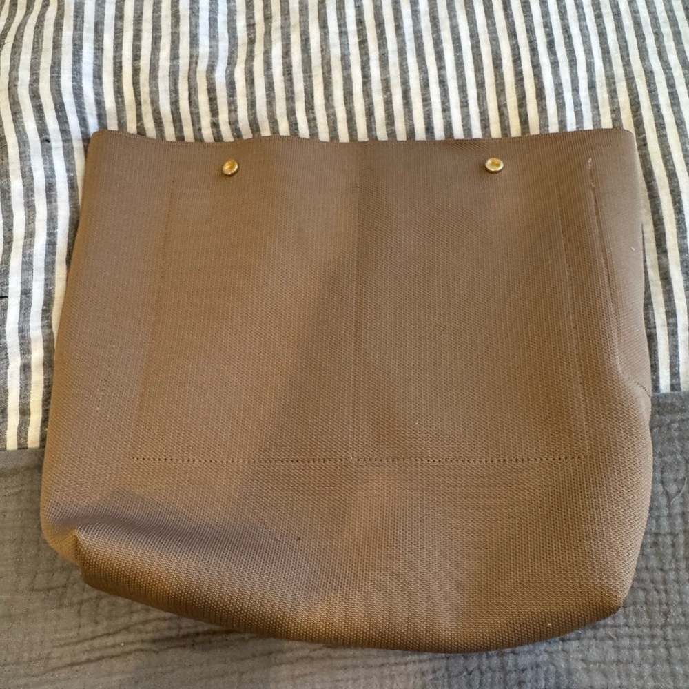 Cuyana Tall Easy Tote Insert in Cappucino